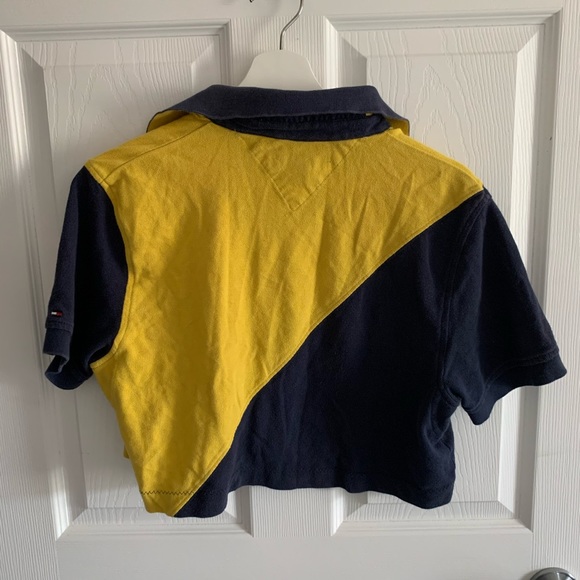 Vintage Tommy Hilfiger Crop - Picture 2 of 2